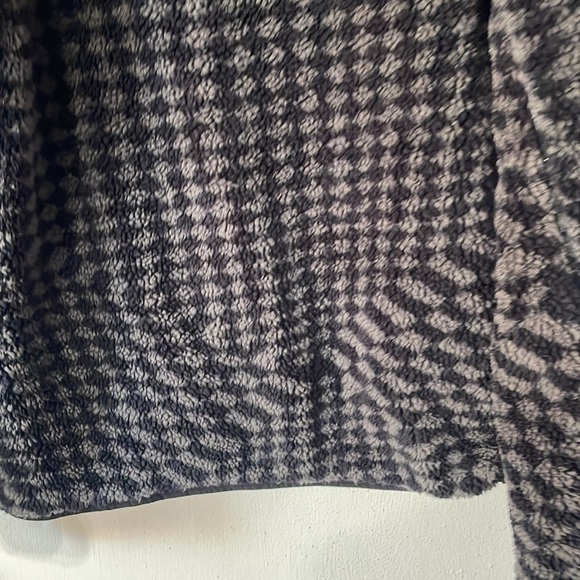 Airwalk plush half zip pullover - Picture 6 of 8